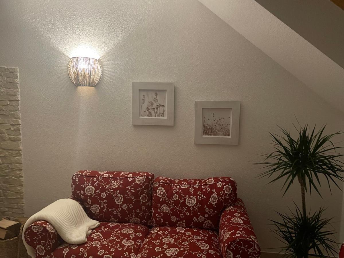 Gemuetliche Ferienwohnung Mit Kamin Stadtilm Bagian luar foto